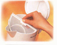 R35.jpg (11308 bytes)